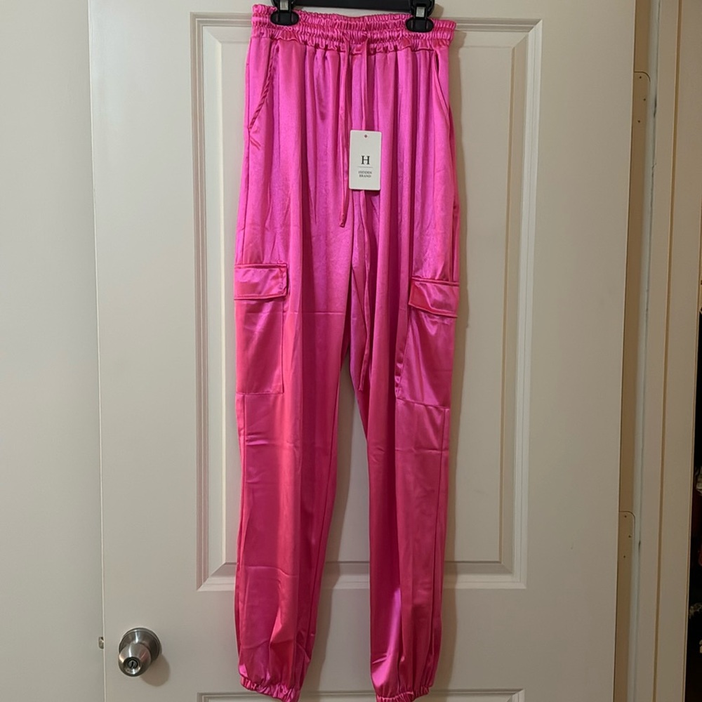 Satin Cargo Pants, new with tags, size medium, hot pink!